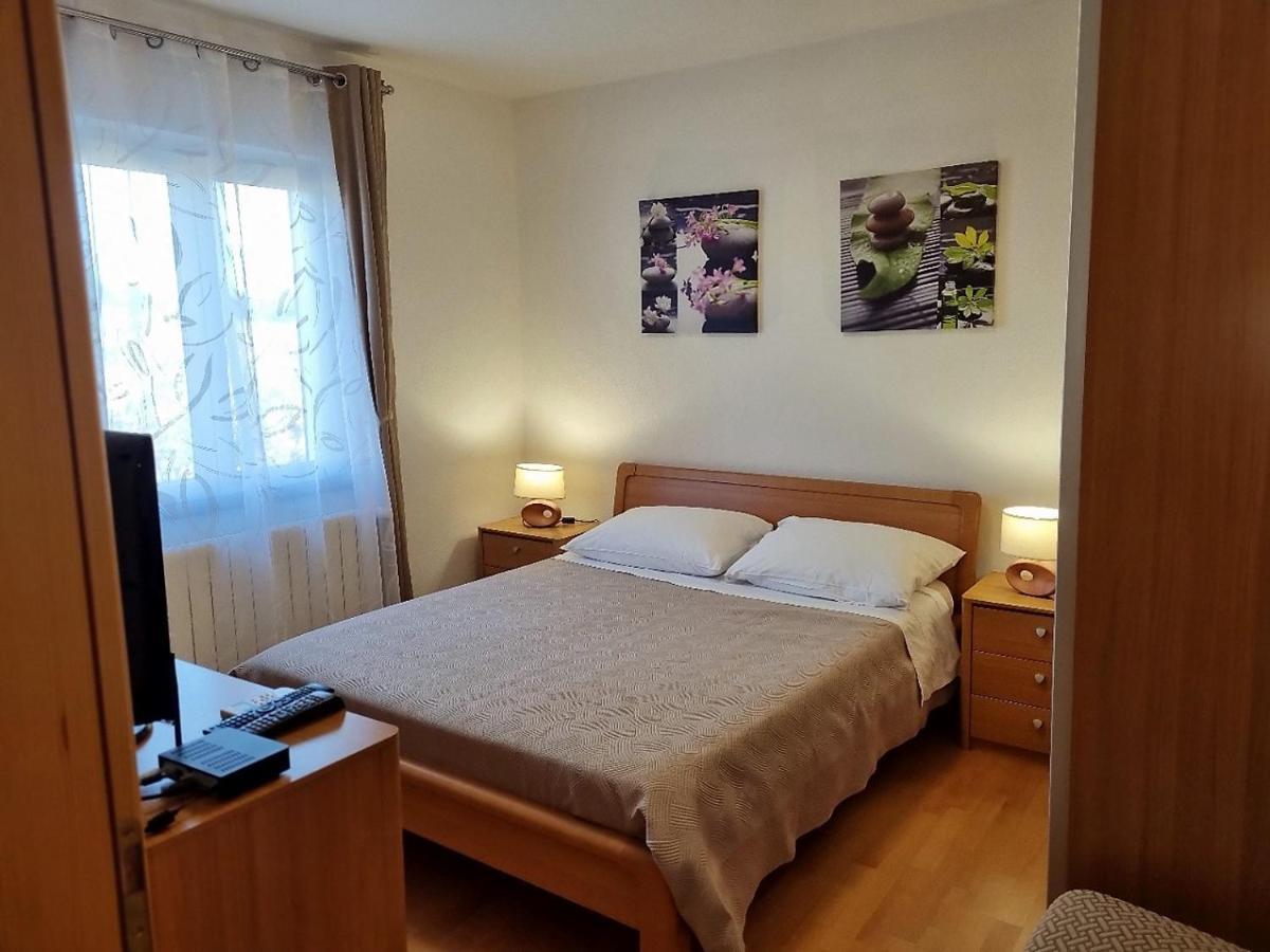 Apartments Valentina أوماغ المظهر الخارجي الصورة