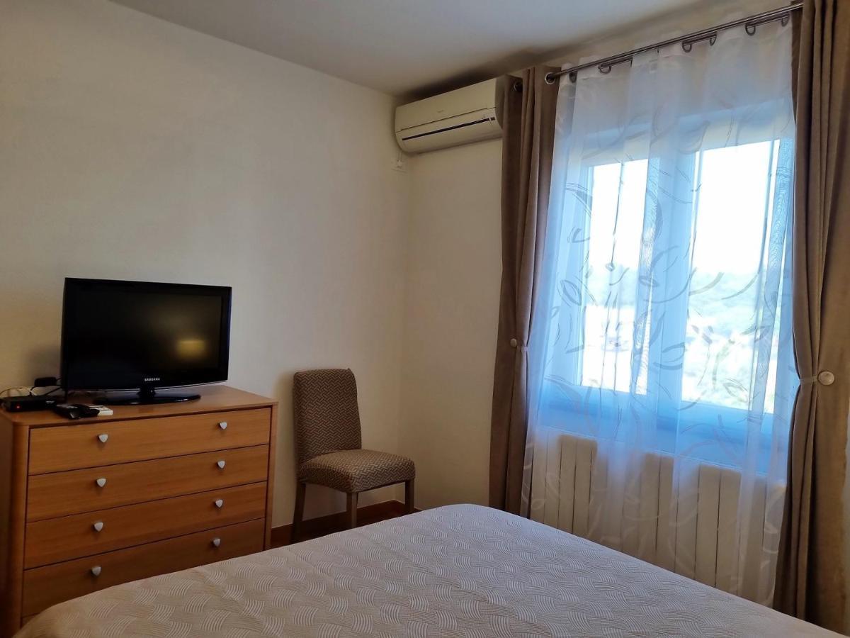 Apartments Valentina أوماغ المظهر الخارجي الصورة