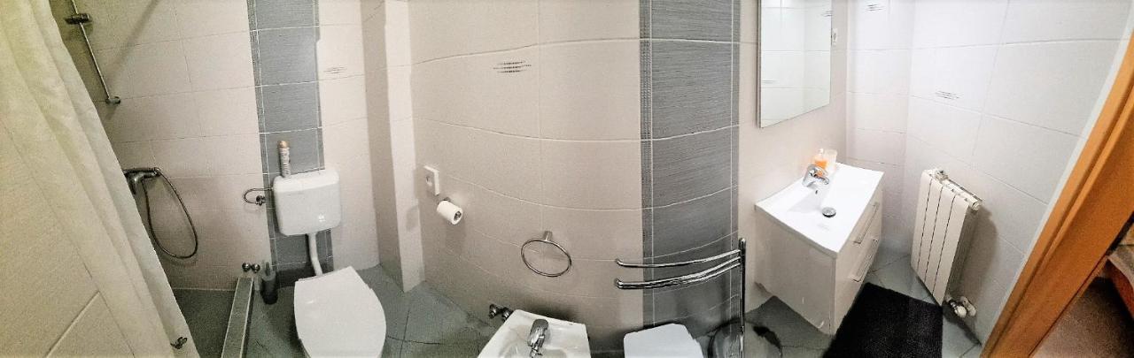 Apartments Valentina أوماغ المظهر الخارجي الصورة