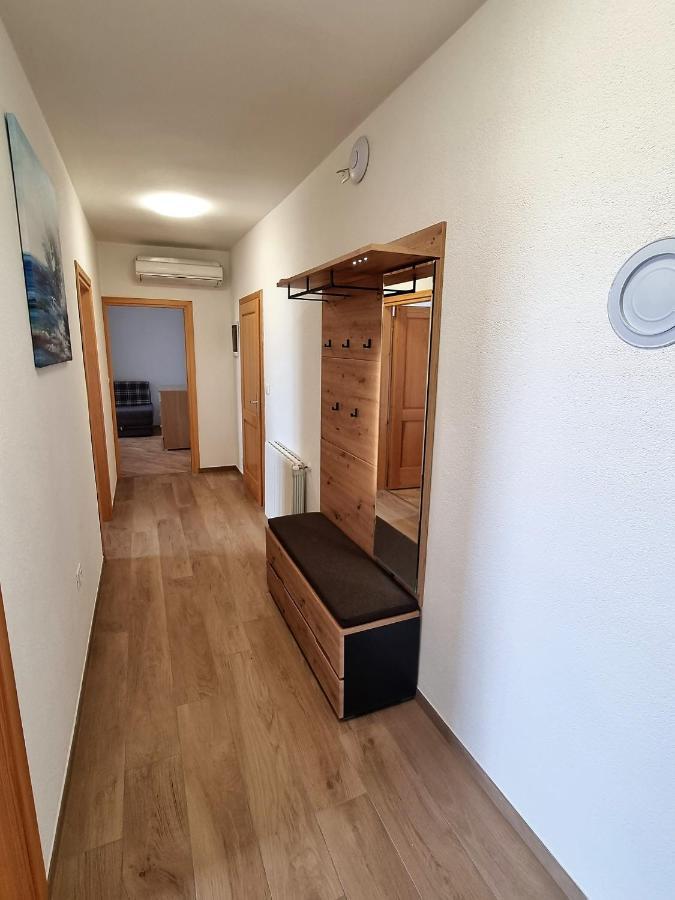 Apartments Valentina أوماغ المظهر الخارجي الصورة
