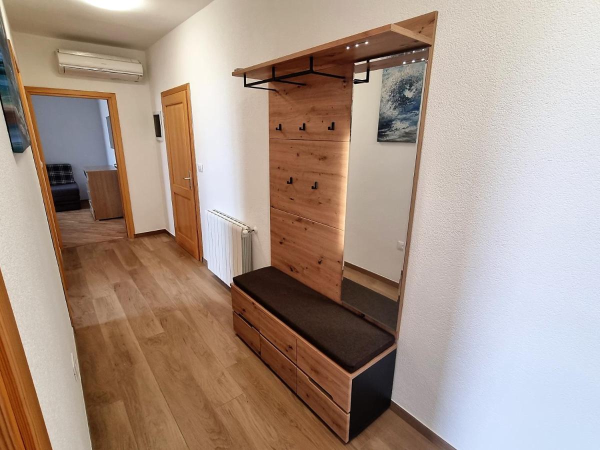Apartments Valentina أوماغ المظهر الخارجي الصورة