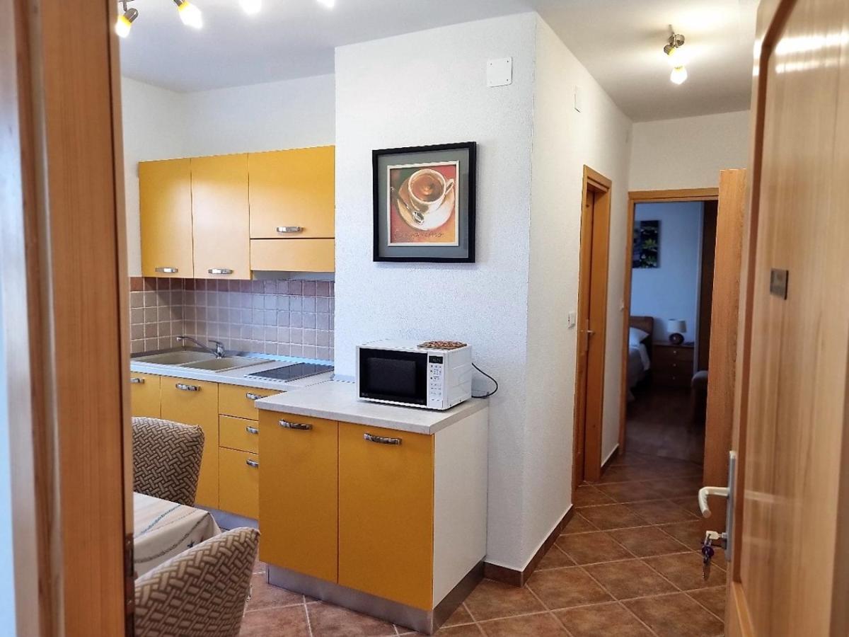 Apartments Valentina أوماغ المظهر الخارجي الصورة