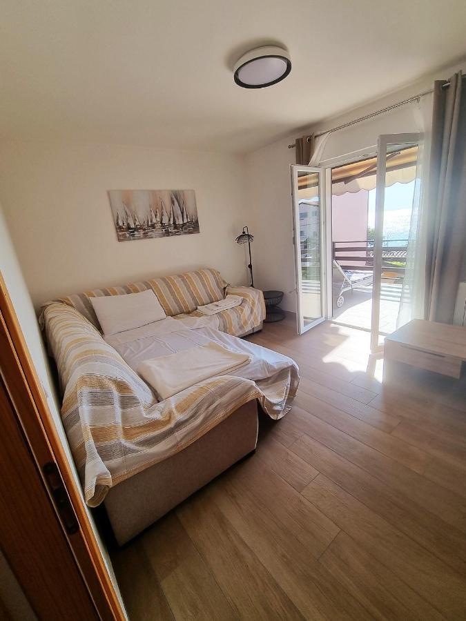 Apartments Valentina أوماغ المظهر الخارجي الصورة