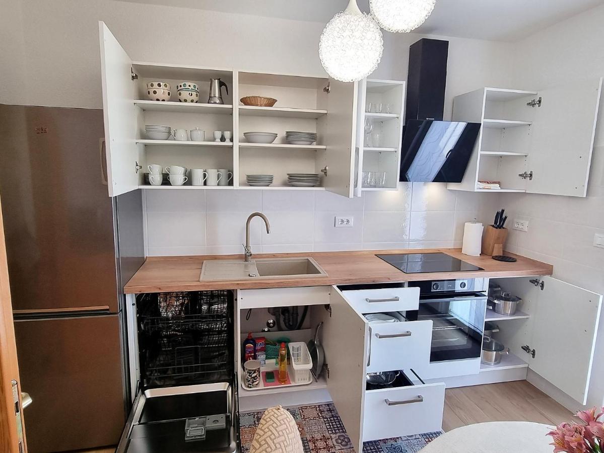 Apartments Valentina أوماغ المظهر الخارجي الصورة